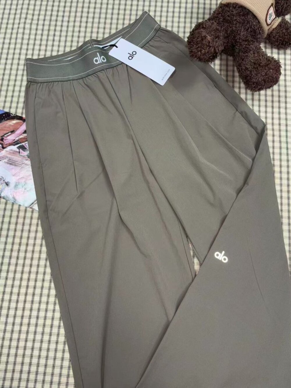 🤍Alo Yoga Suit Up Trouser Olive Regular Loose Straight Leg 30" Inseam